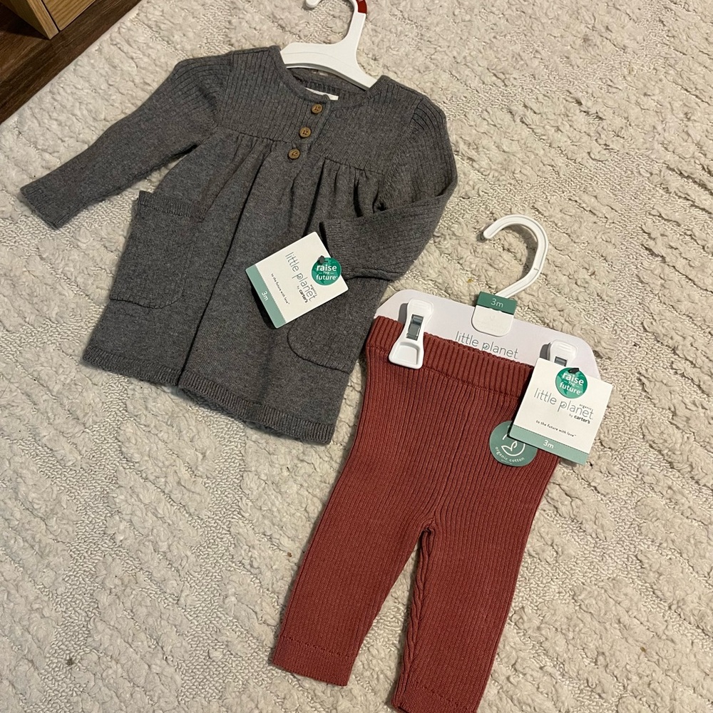 Little Planet by Carters Gray Casual Dress and dark pink knit leggings